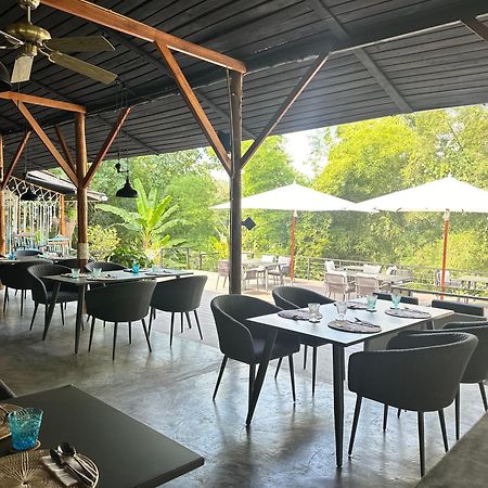 The Namkhan, A Small Luxury Hotel Of The World Luang Prabang Exterior photo