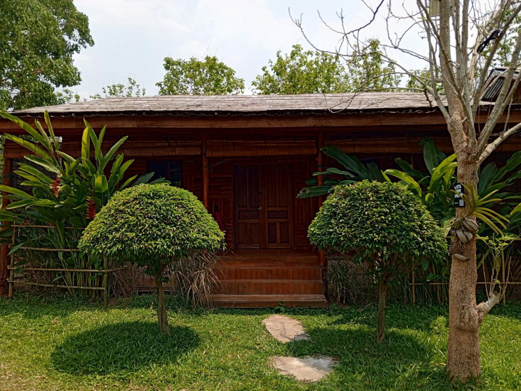 The Namkhan, A Small Luxury Hotel Of The World Luang Prabang Exterior photo